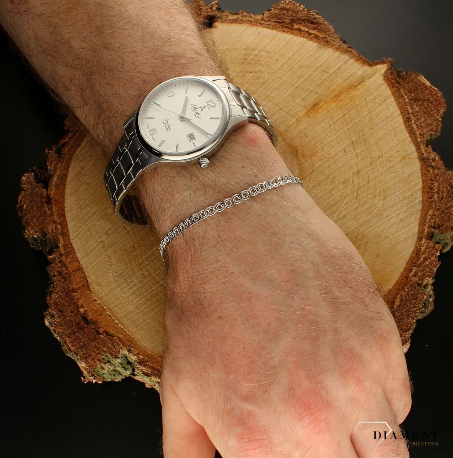 Srebrna bransoletka 925 mona lisa 5 mm rodowana DIA-BRA-759687R-80-925 5mm. Rodowana bransoletka wykonana jest z najwyższej próby srebra 925 o splocie mona lisa. Bransoletka srebrna mona lisa o wadze 6,30 gram, długości 21 cm oraz sz (1).jpg